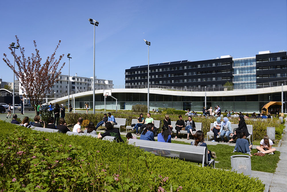 Ecole d'Urbanisme de Paris, Cité Descartes, vue du bâtiment Bienvenüe, architecte : J.-P. Pargade, photo Eric Morency, 2014, copyright Epamarne